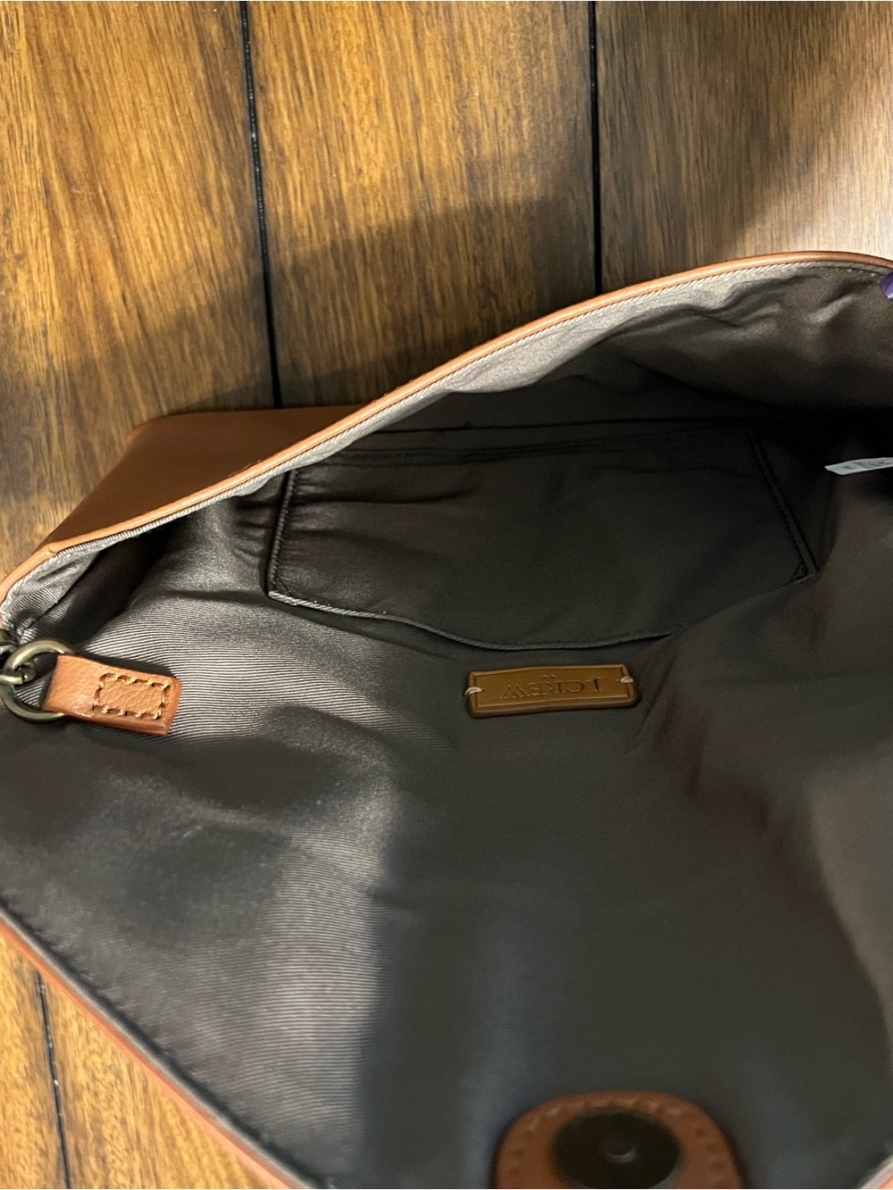 J. Crew Classic Leather Envelope Shoulder Bag in Tan - Picture 2 of 5